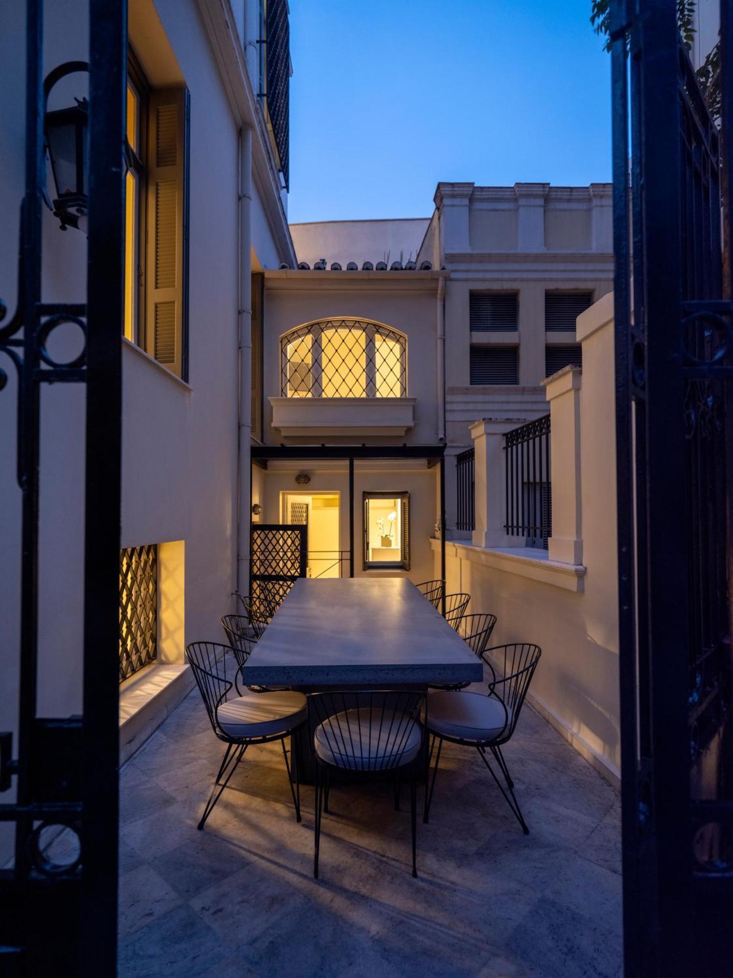 The White House In Plaka By Jj Hospitality Villa Athens Exterior photo